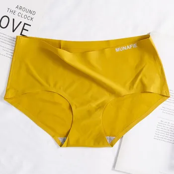 

Candy Colored Seamless Panty Female Underwear Comfort Intimates Woman Fashion Breathable Mid-Rise Briefs 12-color Lingerie New