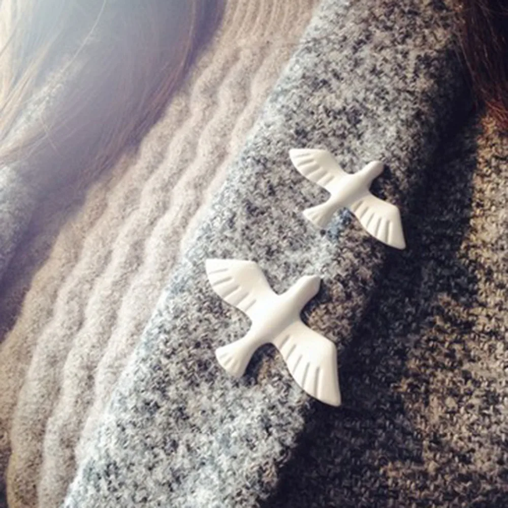 

1 Pcs Metal White Pigeon Brooch Brooches For Women Pins And Brooches Fashion Brooch Enamel Pin Pins Wholesale