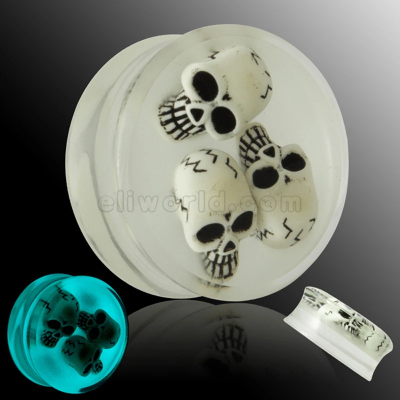 

ELI 1 PC Sold As Piece 10-30mm Glow in The Dark 3D Skull Saddle Piercing Double Flared Ear Plugs Piercing Body Jewelry