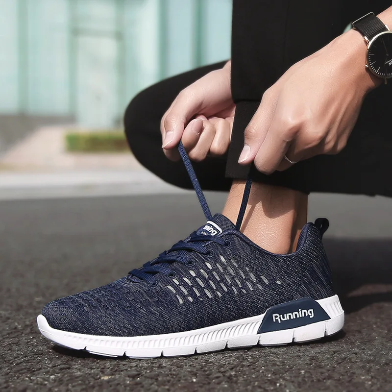 

Spring And Summer New Style Men Fly Netting Surface Casual Shoes Breathable Soft Bottom Light Versitile Fashion MEN'S Casual Sho