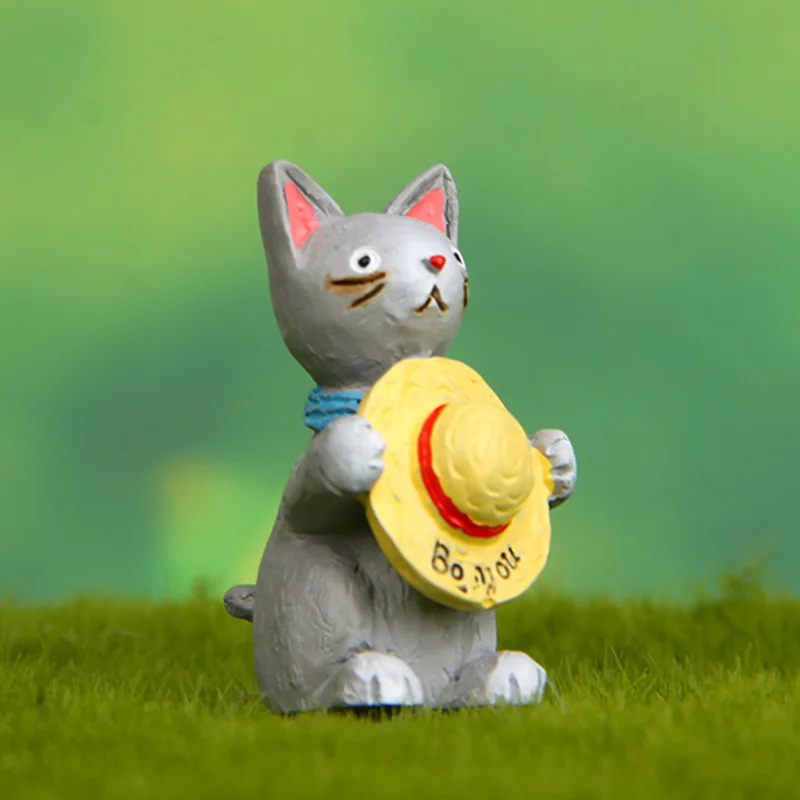 

1PC Cartoon Kawaii Straw Hat Cat Mini Figures Cute Kitten Landscape Miniature Figurines Dollhouse Decoration Model for Kids Toys