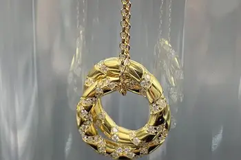 

New Fashion Geometric Double Circles Choker pendant elegant crystal spiral necklace Long Sweater Chain Fashion Christmas Jewelry