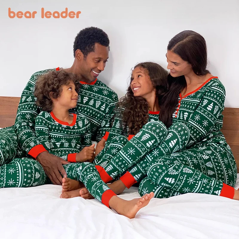 Christmas Family Matching Pajamas Sets Xmas Nightwear Polar Bear Print Sleepwear for Man Women Girl Boy Baby 2PCS Sets
