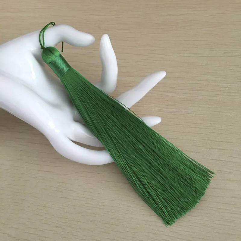 Green 10 шт. 15 см длинные шелковые кисточки Шарм Кулон для Diy ювелирных изделий кисточкой серьги ручной работы одежда Ремесла Результаты поставщика - Цвет: Green