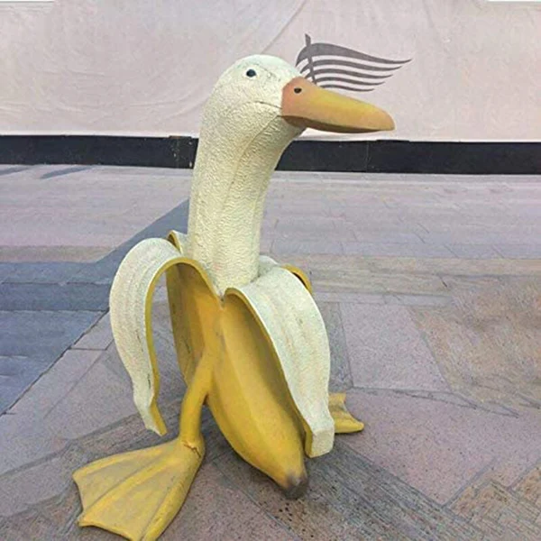 Decorative Funny Peeled Banana Duck Statue Resin Garden Animal Figurine