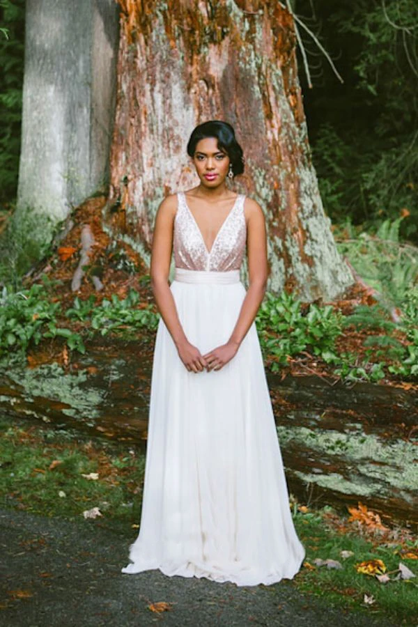 as pic Uniquely Blush Pink Sequin and Ivory Chiffon Bridesmaid Dresses Sexy Deep V Neck Backless Wedding Party Gowns - Цвет: as pic
