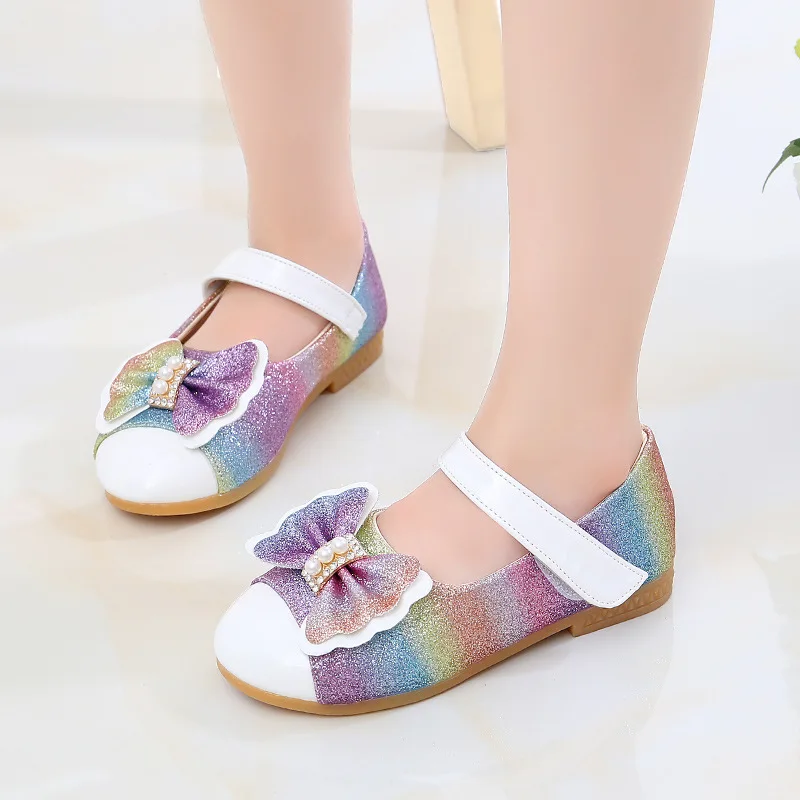 Кожаные туфли для маленьких девочек; мягкие туфли принцессы с бантиком; стразы; милые девичьи туфли mary jane; Разноцветные туфли на плоской подошве - Цвет: Белый