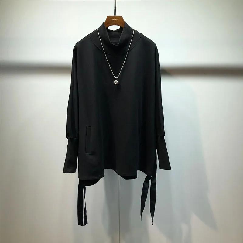 

Men's European and American dark hip-hop spread fork ribbon design high collar thin loose casual T-shirt