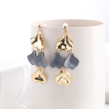 

Fashion Leaf Drop Earring For Women Zinc Alloy Simple Style Hand Paint Four Leaf Pendant Dangle Earring Female Jewelry For Girl