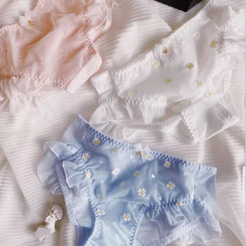 

New Teenage Yellow Daisy Underpants Young Girl Briefs Comfortable Cotton Panties Kids Sweet Underwear Ruffle Edge Lace Briefs