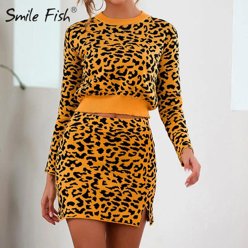 

Autumn Winter Women Sets Leopard Printed Sexy Crop Top Mini Skirts Sweaters Knitted Outfits Two Piece Sets Tracksuits Club LX061