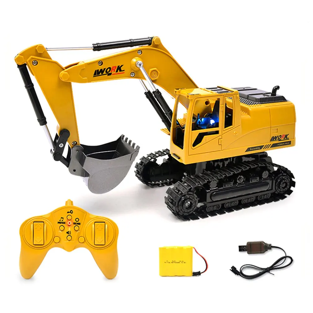 2.4G Eight-Way Alloy Excavator 1:24 Wireless Remote Control Excavator Creative RC Truck Beach Toy RC Engineering Car Tractor - Цвет: Цвет: желтый