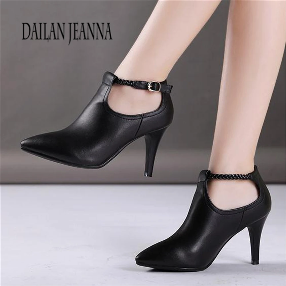 

Pumps Sharp single shoes women's fine heels leather heel buckle work shoes Spring and Autumn 2018 European American style