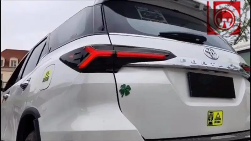 Задний фонарь для автомобиля Toyota Fortuner- Fortuner светодиодный задний фонарь Противотуманные фары Дневные ходовые огни DRL автомобильные аксессуары