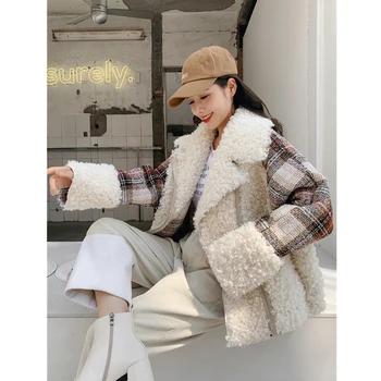 

Japanese winter thick women tartan jacket 2019 hot Korean version of the loose lamb hair jacket personality cool jacket female