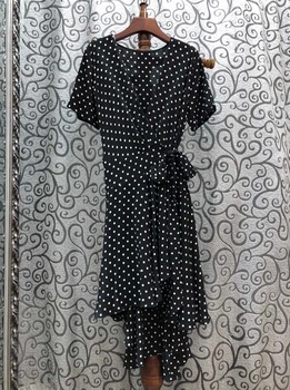 

2020 Spring and Summer New Women's V-neck Waist Side Knotted Waist Hugging Decorative Polka Dot Short-Sleeve Dress 638
