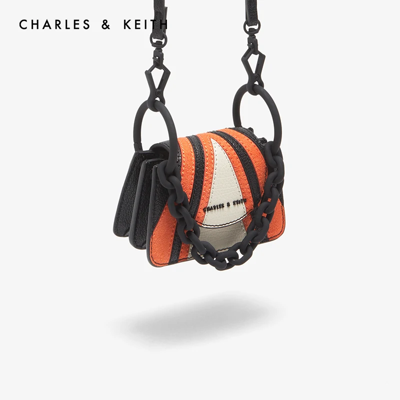 Charles & Keith Chunky Chain Mini Bag in Blush