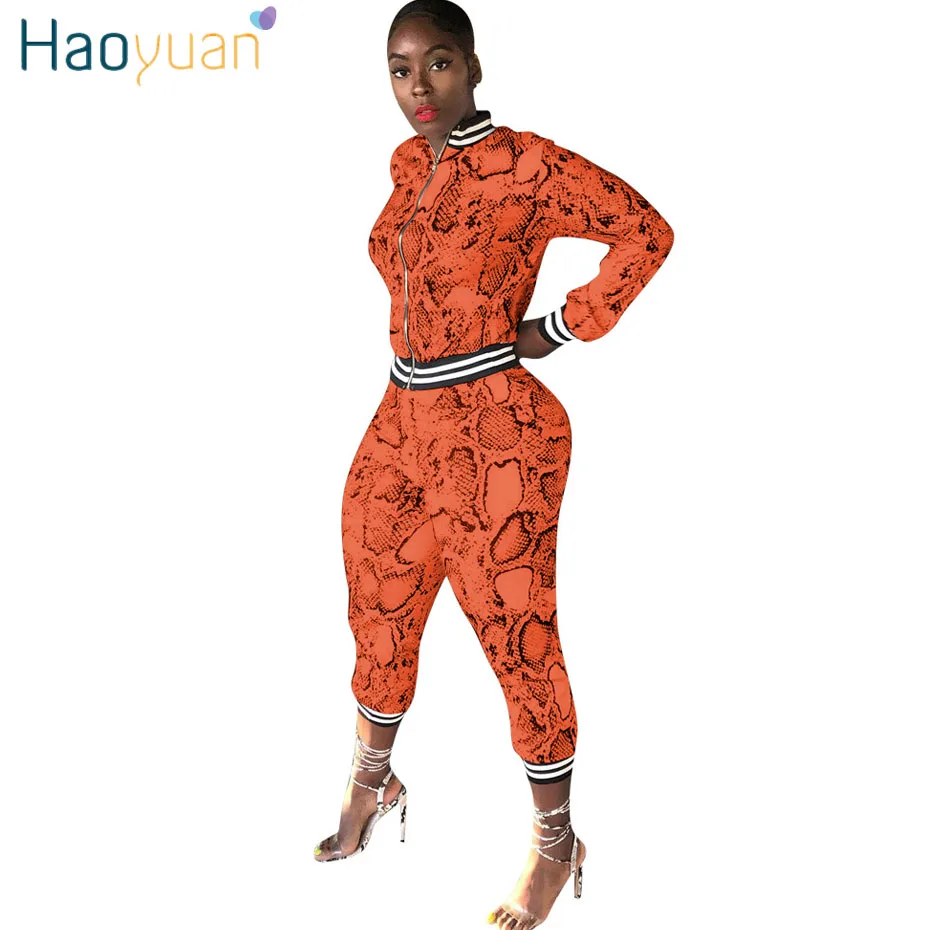 HAOYUAN, неоновый змеиный принт, комплект из двух предметов, женский спортивный костюм, праздничный укороченный топ и штаны, осенний комплект из 2 предметов, комплекты подходящего размера плюс