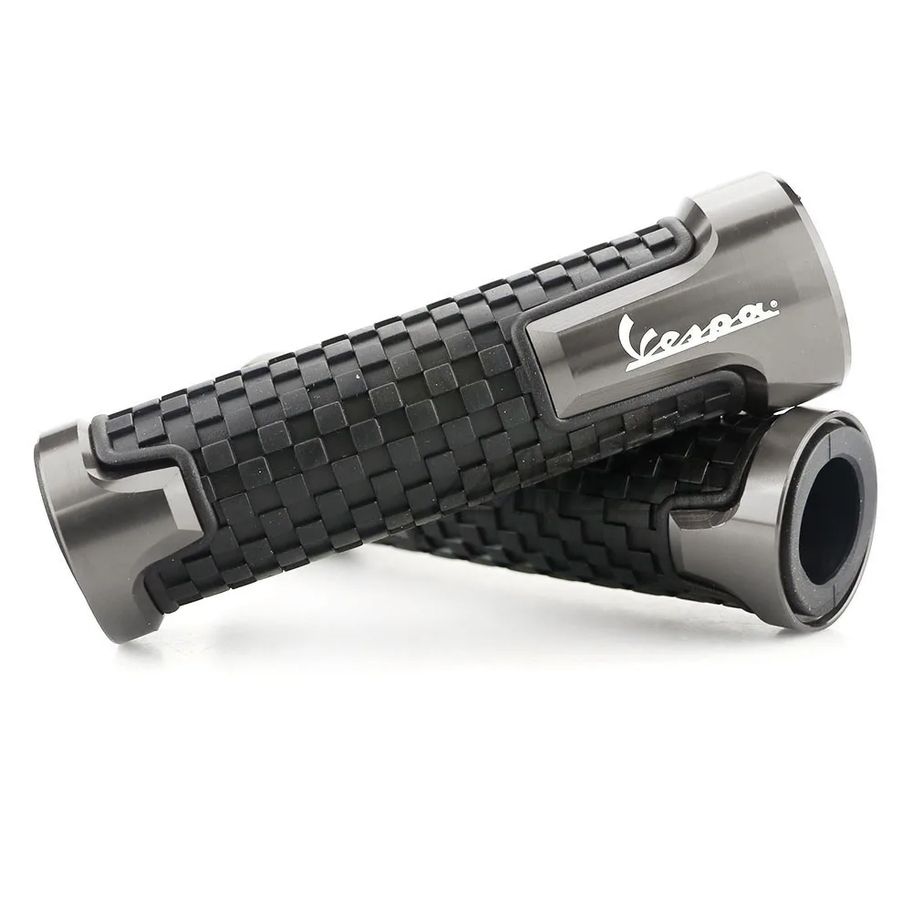vespa hand grips (3)