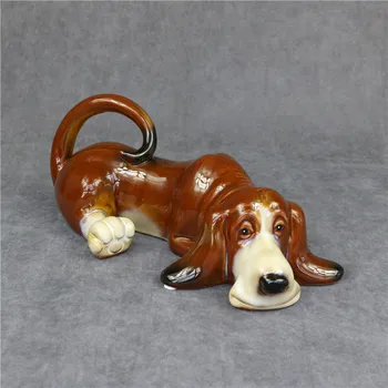 

Porcelain Basset Hound Statue Handmade Ceramics Hush Puppy Sculpture Dog Mascot Decoration Gift and Craft Ornament Furnishing