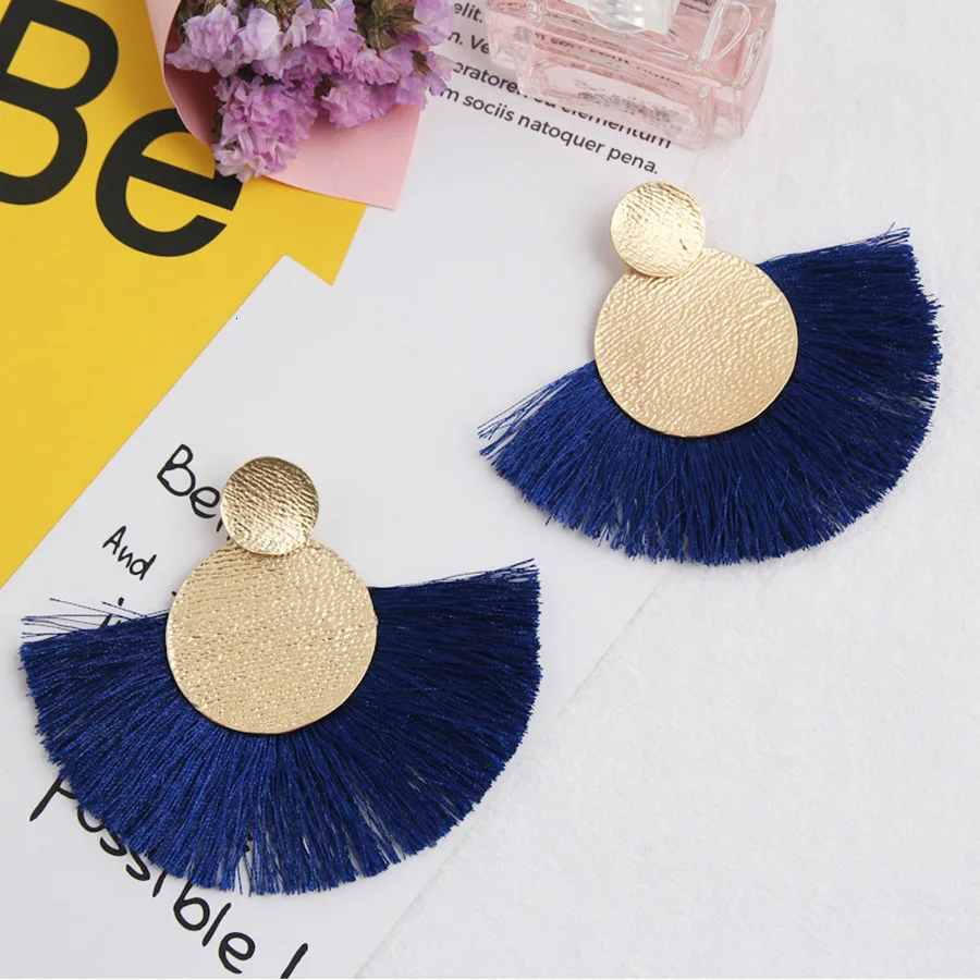 8377419232_1901727948