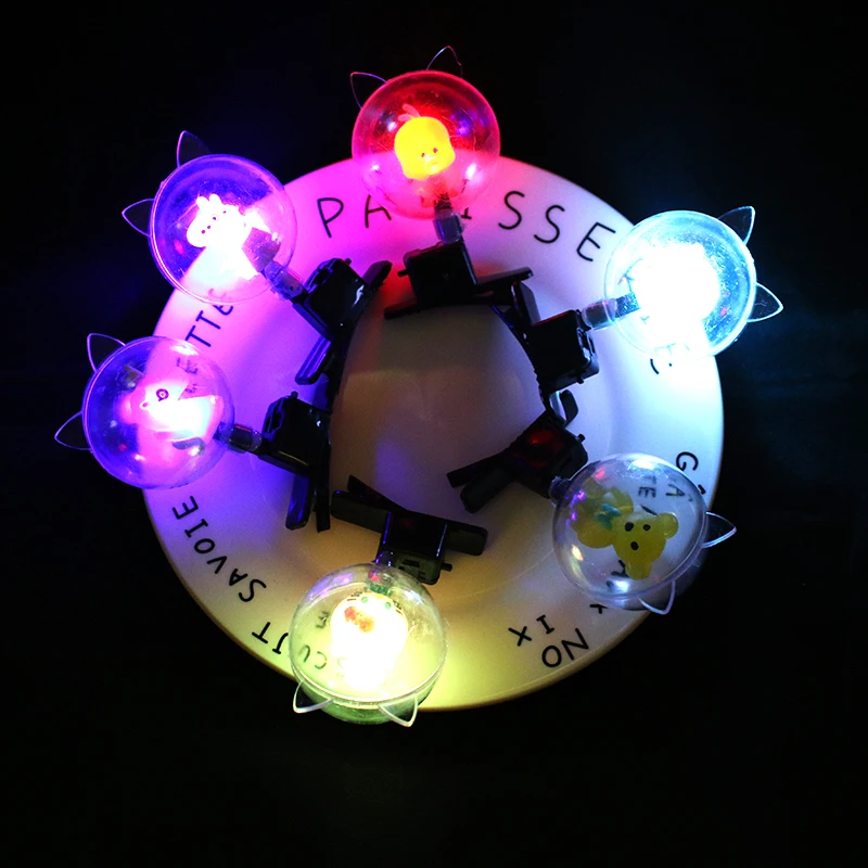 

2020 Flashing Hairpin Headband Couple Gift Souvenir Feedback Outdoor toys for Children Birthday party props Plastic Hairpins