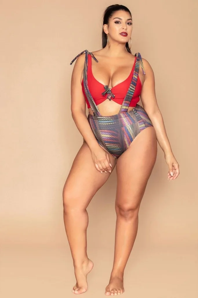 plus size swimsuit 