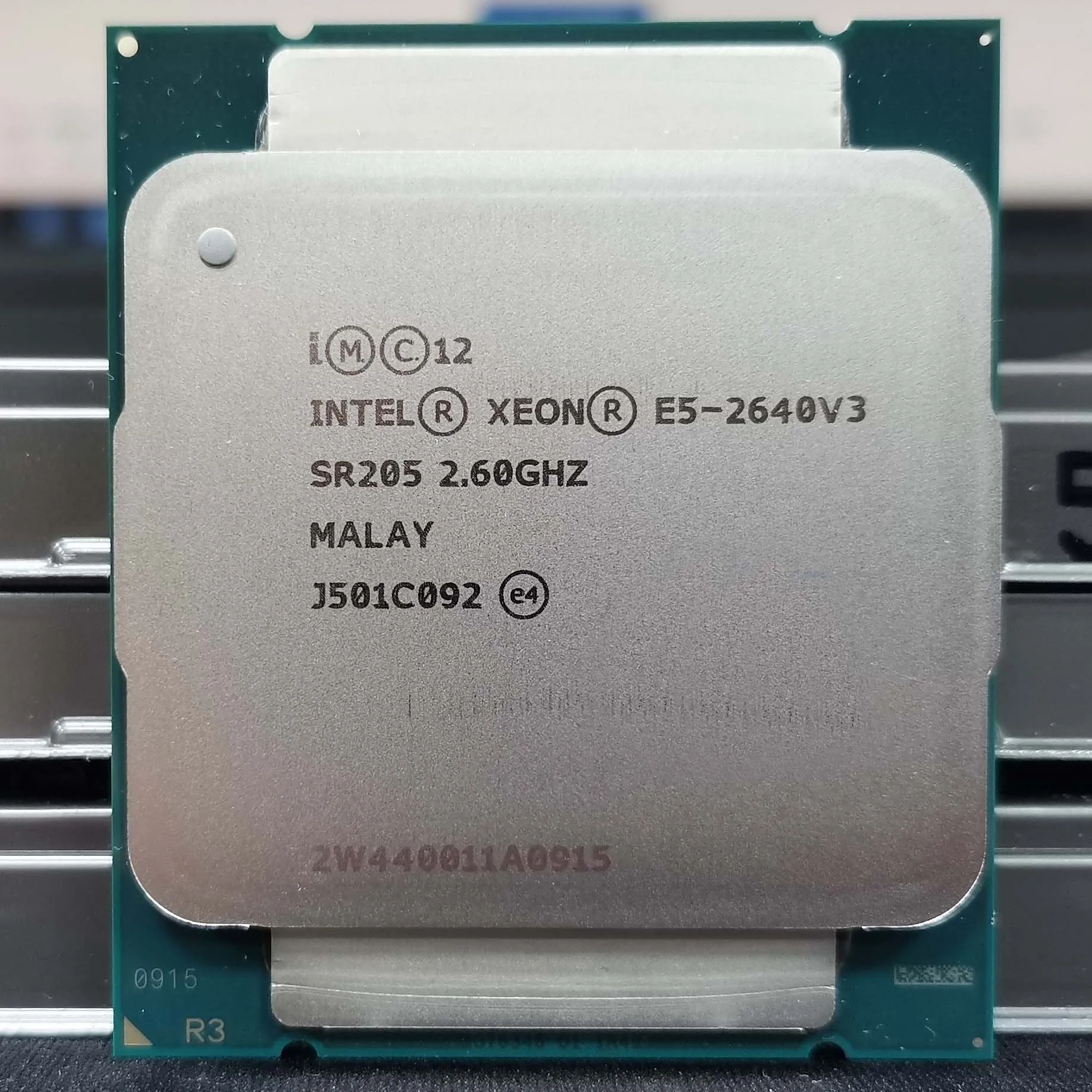 Original Xeon E5 v3 Series LGA 2011-V3 Processor E5-2683 V3 2695 V3 2696 2697 2698 2699 For Server and Workstation