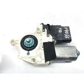 

1K0959704M right rear lift MOTOR SEAT ALTEA (5P1)