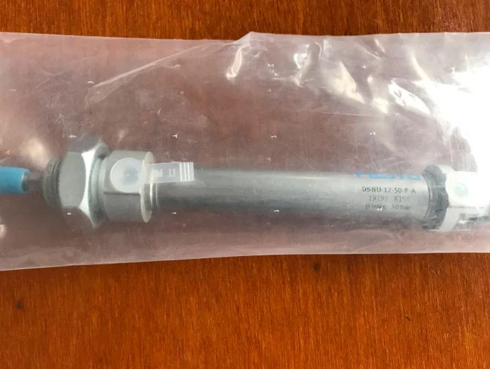 

1PC New Festo DSNU-12-50-P-A 19192 Cylinder