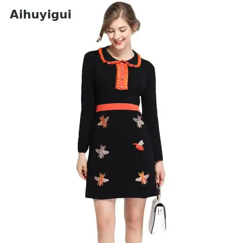 

Aihuyigui 2019 Winter Peter Pan Collar Knit Dress Heavy Bees Embroiderey Princess Style Temperament Sweater Dress mujer Dr722