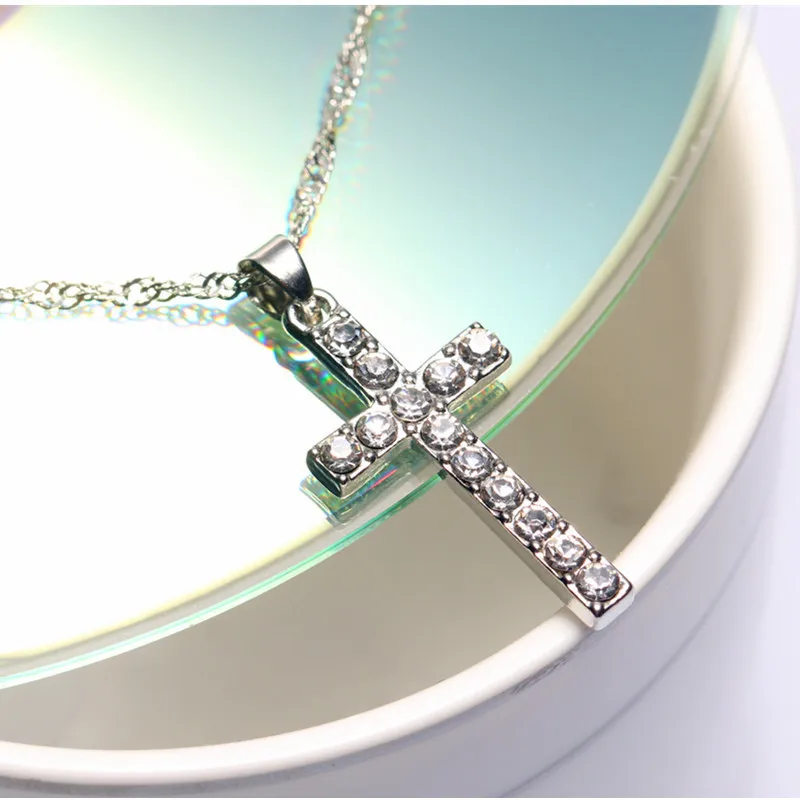 Luxury Classic Cross CZ Pendant Necklace Women’s Wedding Party Clavicle Choker Chain Romantic Valentine’s Day Jewelry Gifts