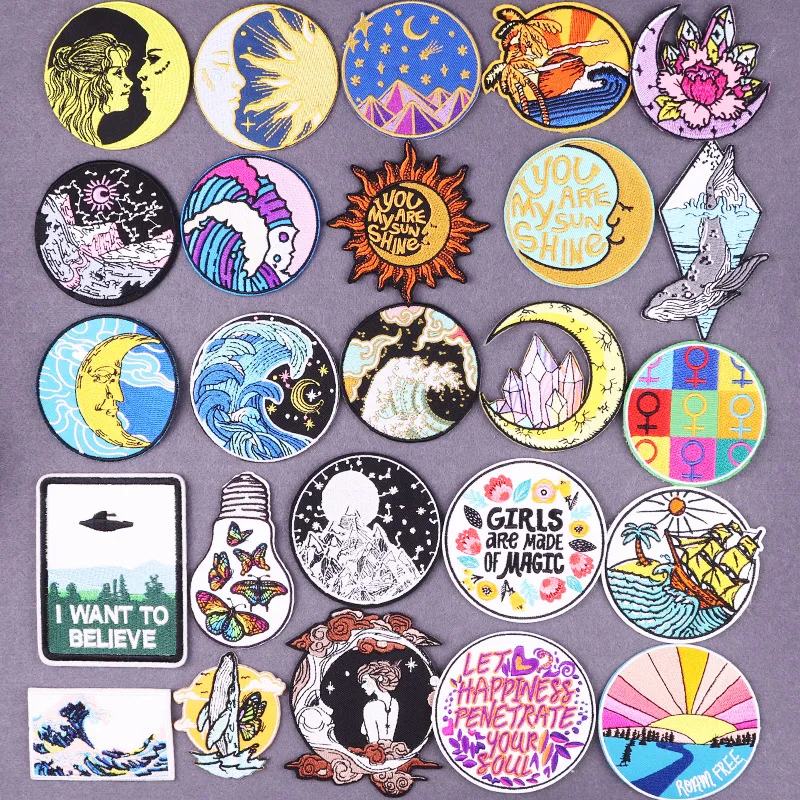 

Cartoon Outdoor Patch DIY Embroidery Patches for Clothing Stripes Moon Wave Patches For Jacket Iron On Patch On Clothes Decor