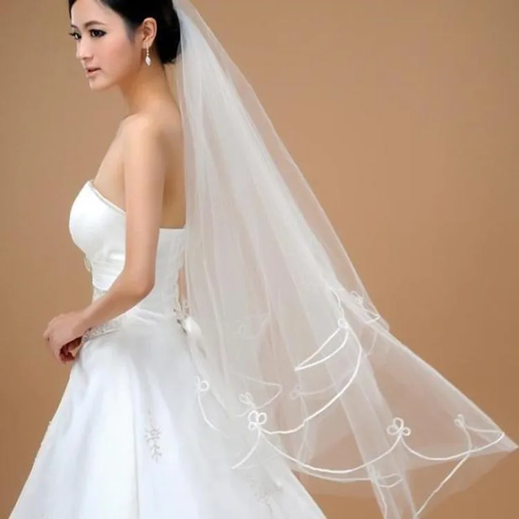 

Romantic New Design One-Layer Women Short Fingertip Length Wedding Spiral Wavy Trim Solid Color Sheer Thin Bridal Veil