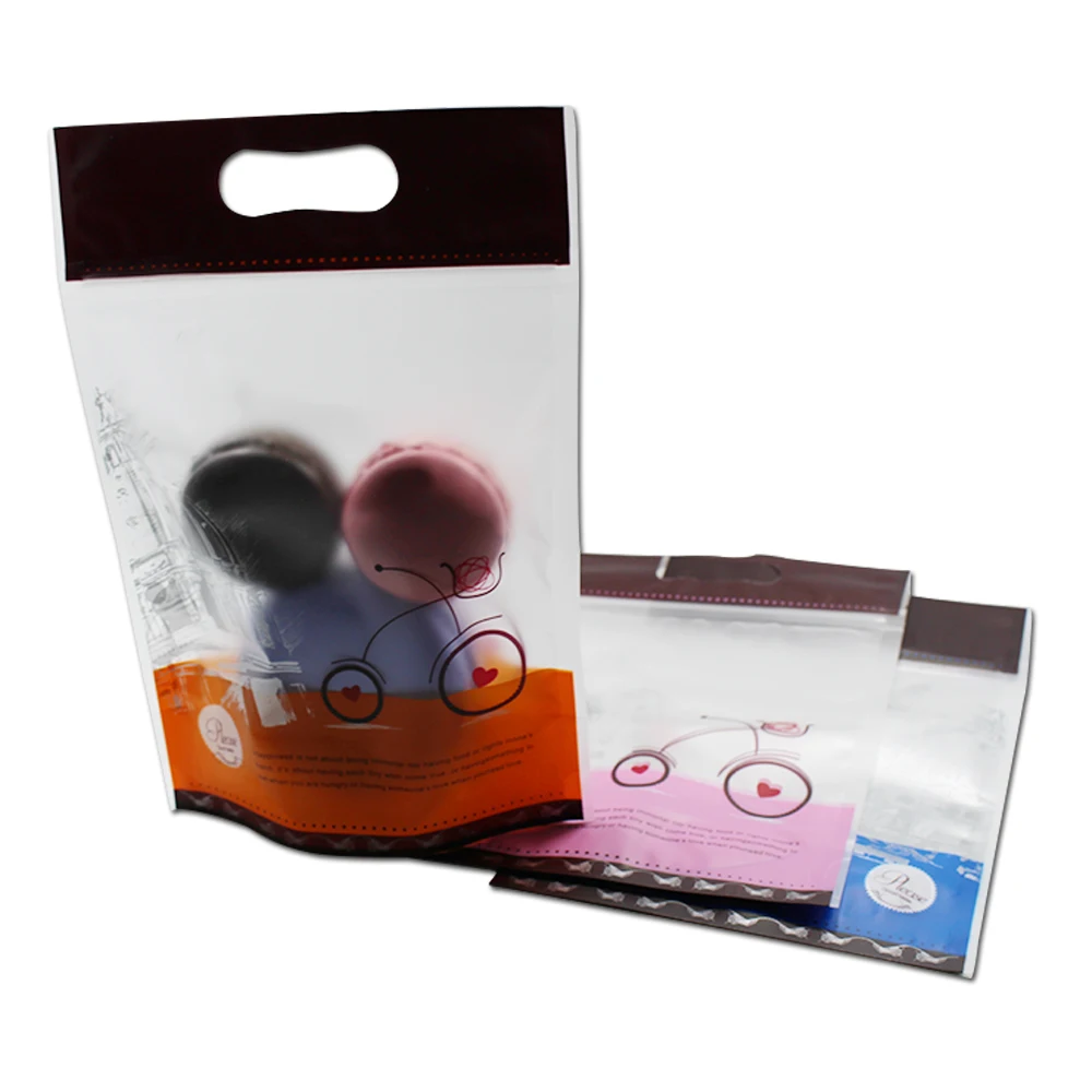 

100Pcs/Lot 15.5*23.5cm Matte Clear Stand Up Zip Lock Reusable Snack Storage Portable Package Bag With Handle Self Seal Gifts Bag