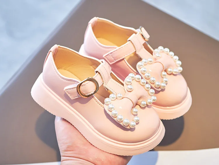 slippers for boy Spring Autumn Girls Leather Shoes with Bow-knot Pearls Beading Princess Sweet Cute Soft Comfortable Children Flats Kids Shoes comfortable sandals child