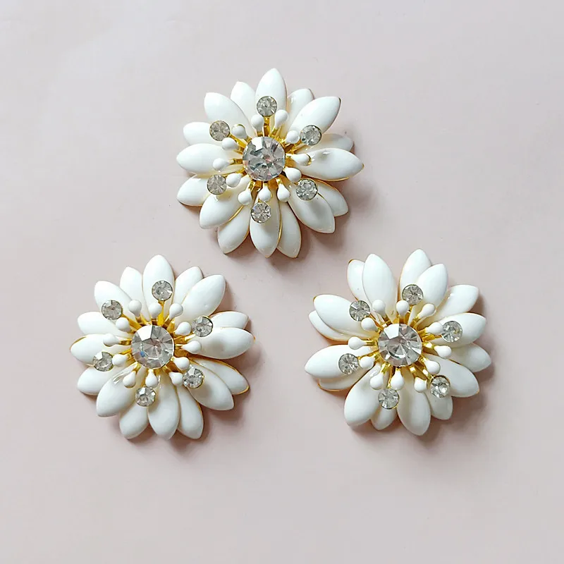 30pcs 30mm Gold color Alloy Material Enamel Crystal Flower Charm flower pendant For Head DIY Wedding Handmade Jewelry Making