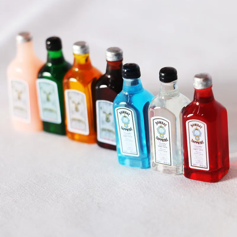 1/12 Scale Mini Liqueur Wine Bottle Model Pretend Doll Drink Miniature Dollhouse Food for Barbies Blyth Doll House Kitchen Toy