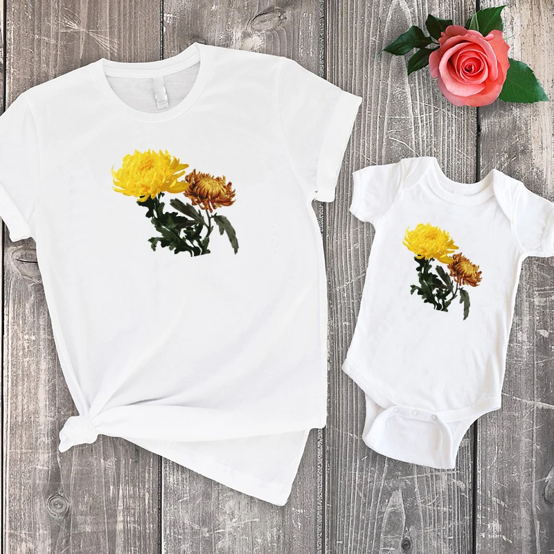 SunFlower Pattern Print Shirt Fashion 2020 Mom and Daughter Matching Clothes Sun Flower Tshirt Family Clothing Big Sister