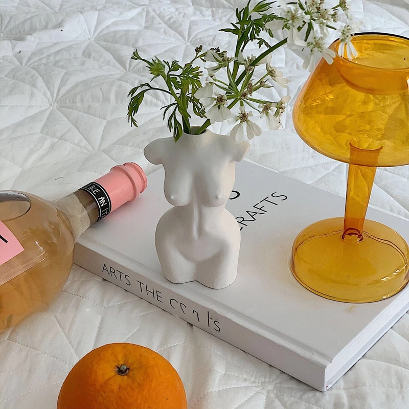 

Sexy Human Body Vase Home furnishings Flower Resin Bottle Tea Room Floral Decoration Ornaments Art Home Small Vase