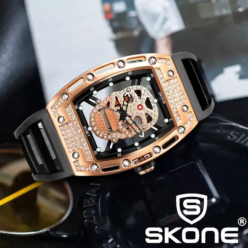 skone skull watch