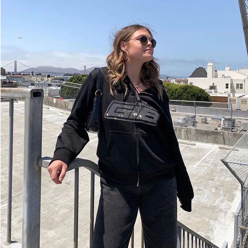 22359209320_879671070