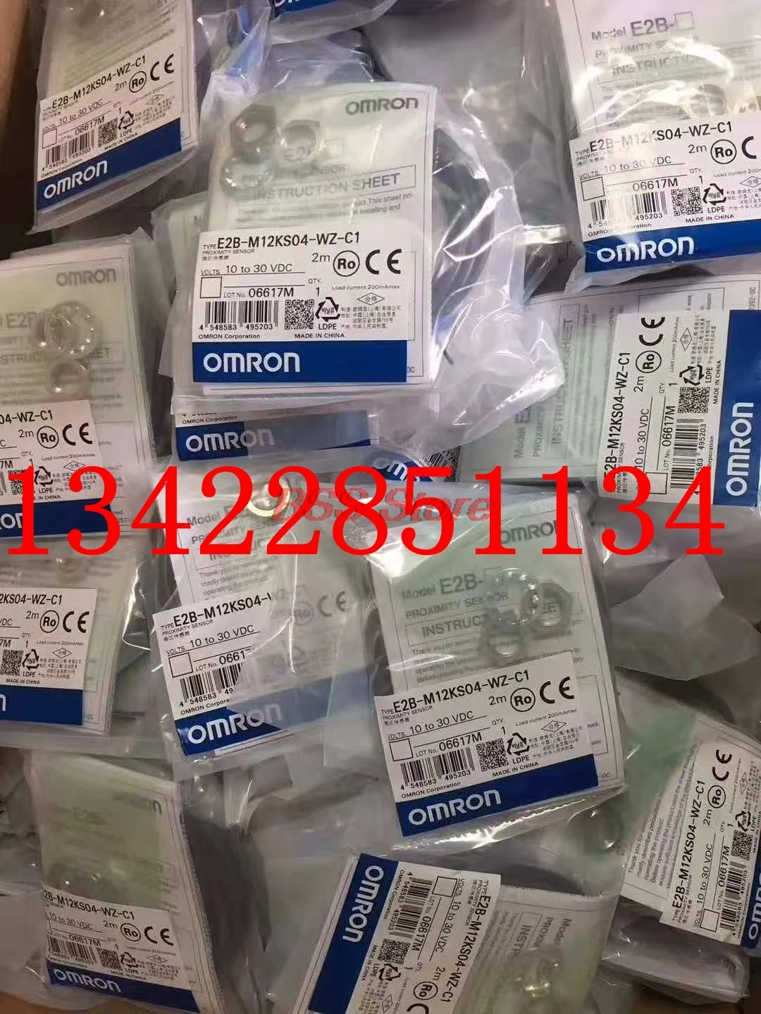 

E2B-M12KS04-WZ-C1 датчик близкой концентрации абсолютно новый и оригинальный