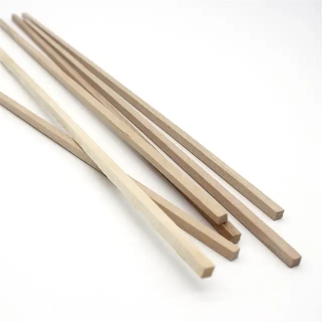 18 Cm*3 Mm-Es Négyzet Alakú Bambuszpálcák Fa Grill Nyárs Eldobható Étel Cukorka Alma Hús Gyümölcs Tű Étterem 100-500Db - Image 3