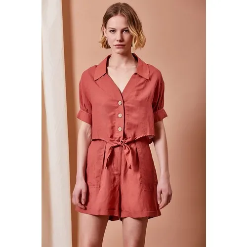 

Рубашка с бантом никогда больше не будет