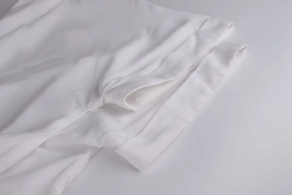 10516899807_1826084151