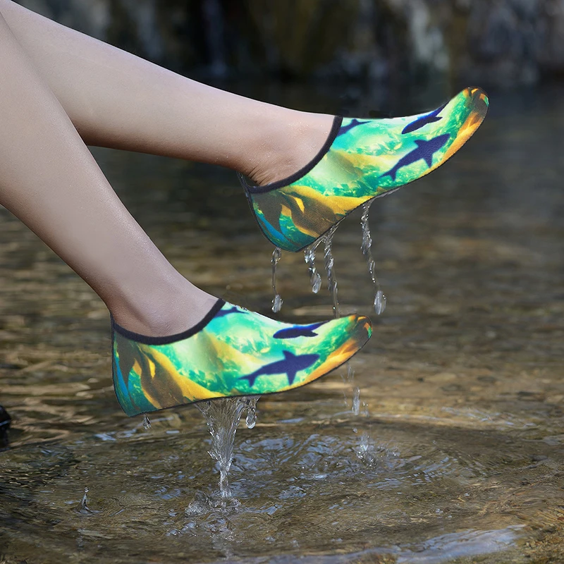 sea socks water shoes