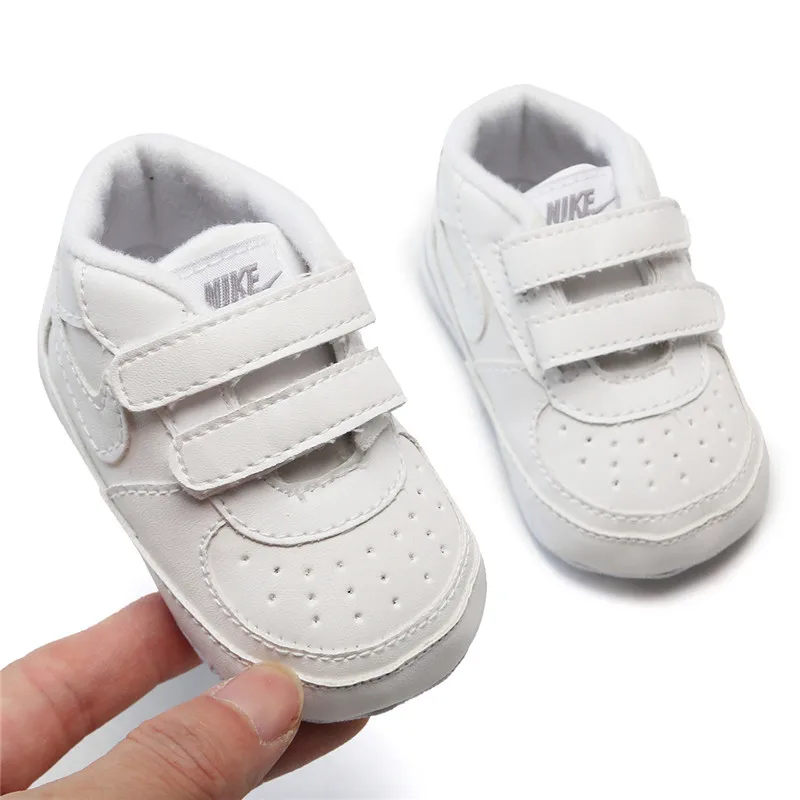 Prewalker Baby Shoes Boys Girls Newborn Infants Leather Crib Soft Sole Sneakers