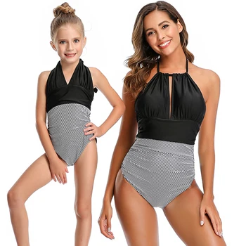 

2020 New Mother Daughter Swimwear Family Matching Clothes Mom And Daughter Swimsuits Bikini Outfits Mommy And Me Bathing Suits