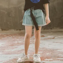 Пальто для девочек в Западном Стиль летняя одежда стиль промывочной воды Джинсовые шорты средних и больших размеров для детей Повседневное Короткие шорты с поясом P